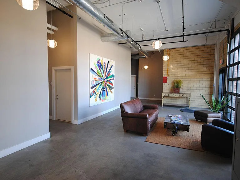 Laclede Lofts — Photo 28