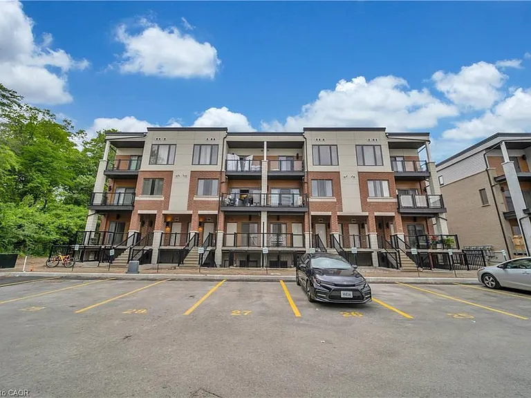 25 Isherwood Ave #B21 — Photo 1