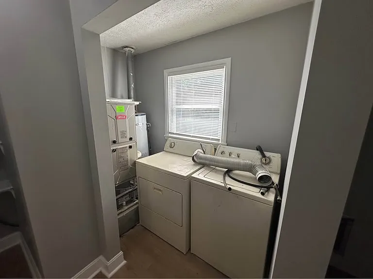 4017 Taylor Blvd — Photo 8