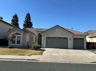 5804 W Chennault Ave, Fresno, CA 93722