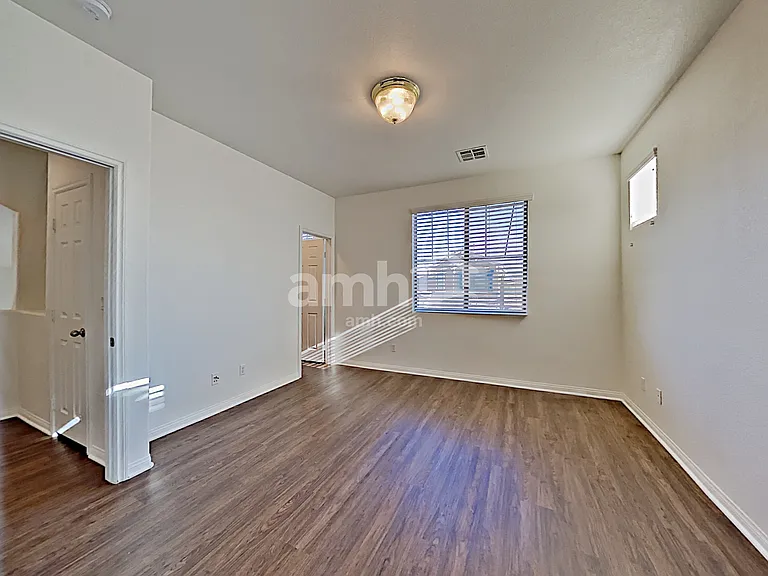 7596 Rising Port Ave — Photo 10
