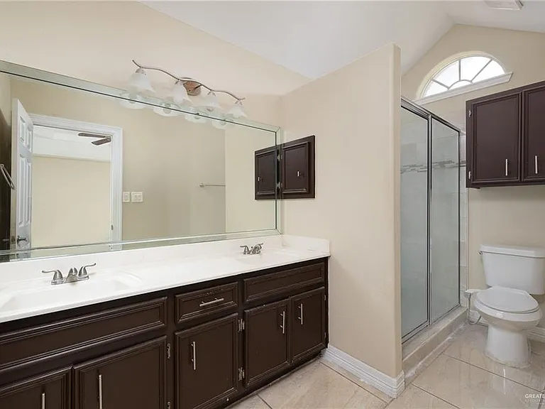 2413 Xenops Ave — Photo 9