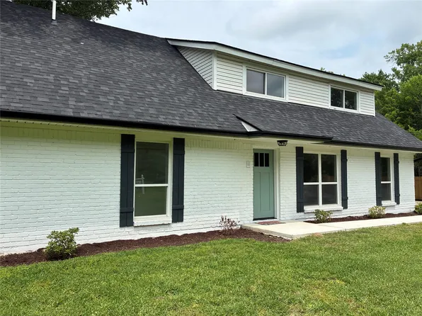 12219 Oakline Dr, Brookside Village, TX 77581