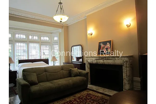 Rented by City Connections Realty | media 51