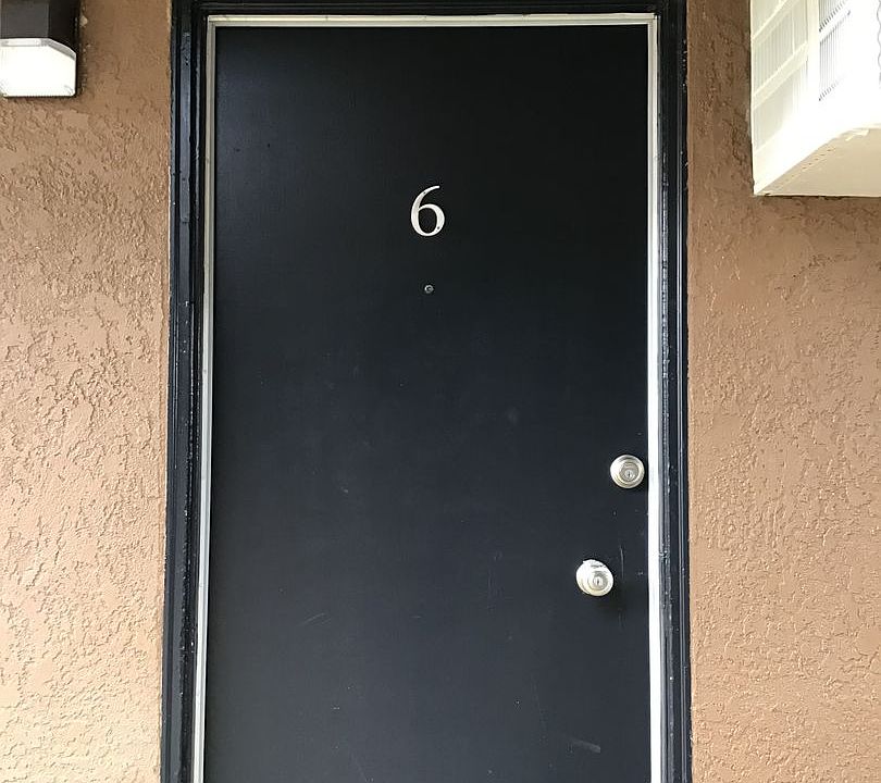 1st image of 1166 B St APT 6