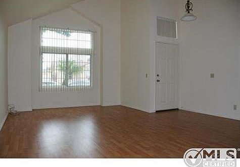 3rd image of 6059 Arbutus Ave