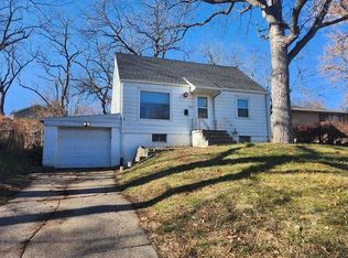 5308 Woodlawn Ave, Omaha, NE 68127