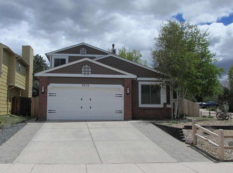 1st image of 8315 Ilex Dr