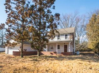 622 W Saddle River Rd, Ho Ho Kus, NJ 07423