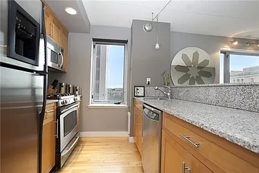 Rented by Space Marketing Shop