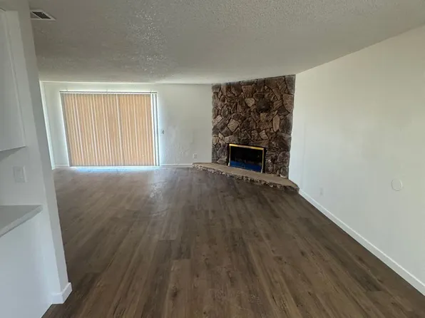 21089 Klamath Rd, Apple Valley, CA 92308