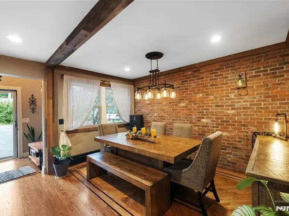 19 Elm St, Haskell, NJ 07420