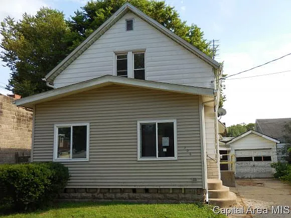 306 Washington St photo 1
