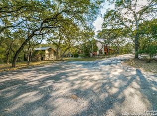 315 N Rolling Oaks Ln, San Antonio, TX 78253