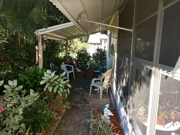 2nd image of 164 Parkview Cir