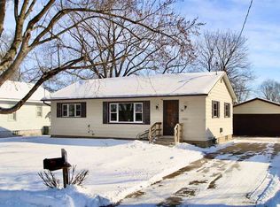 74 Zuma St, Waterloo, IA 50703