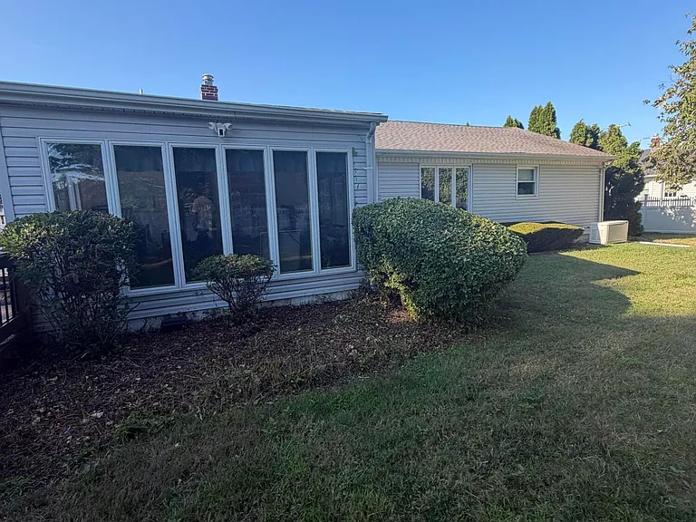 38 Richard Ln — Photo 4