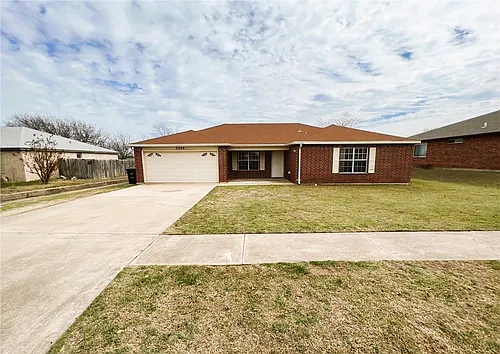 3308 Viewcrest Dr Photo 1