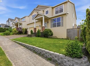 2068 SW 34th St, Gresham, OR 97080