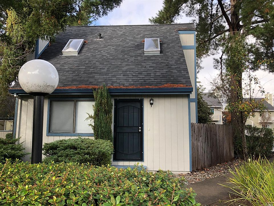 1st image of 935 E Cotati Ave