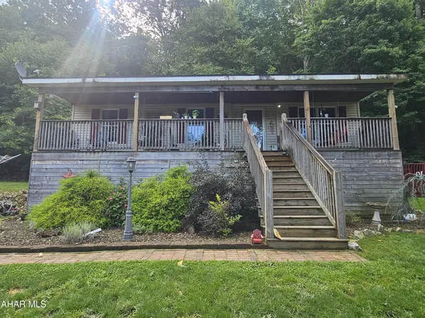 3317 Skelp Mountain Rd, Altoona, PA 16601