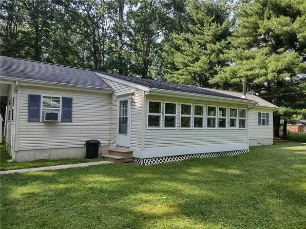 138 Goldenrod Ln, Ligonier, PA 15658