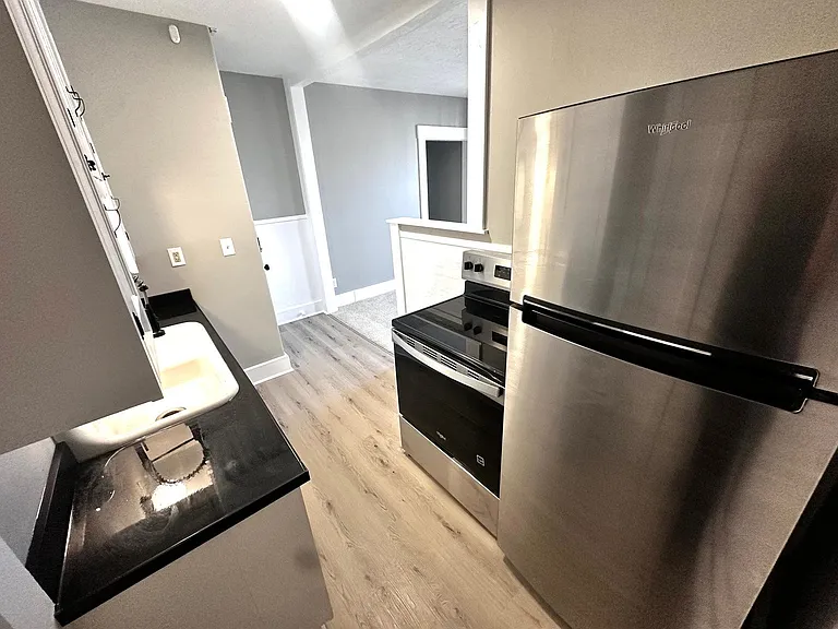 112 Church St #1 — Photo 2