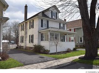 19 N Pearl St, Canandaigua, NY 14424