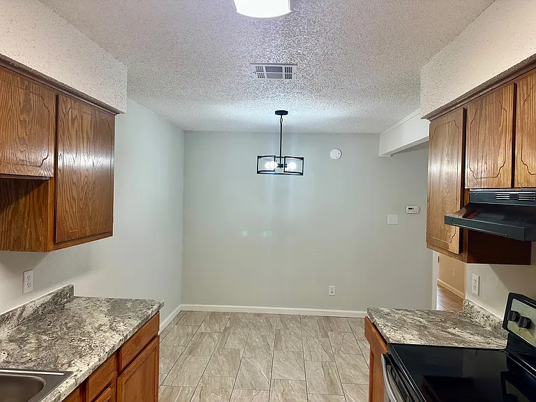 1307 Barbara Dr #B — Photo 7