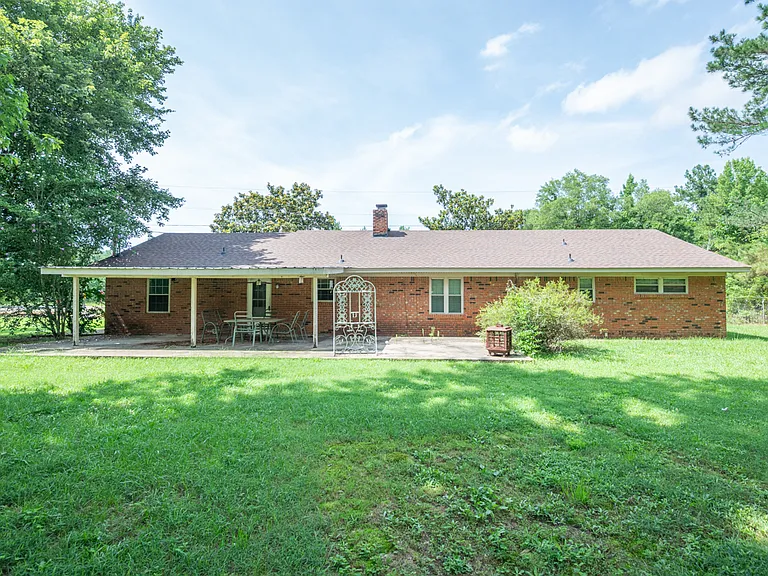 36 Anderson Grove Rd — Photo 1