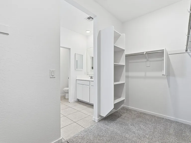 Walk-in closet