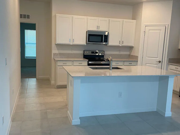 749 Worlington Ln — Photo 19