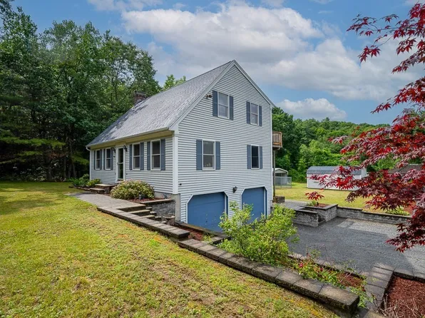 65 Lancaster Rd, Shirley, MA 01464