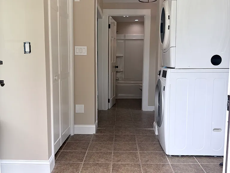 144 Amston Rd — Photo 6