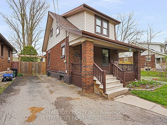 2nd image of 85 Springbank Dr