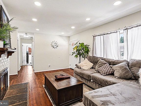 3rd image of 7112 Dalhouse St