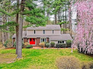 2 Nottingham Dr, Raynham, MA 02767