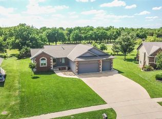 2805 N Rough Creek Rd, Derby, KS 67037