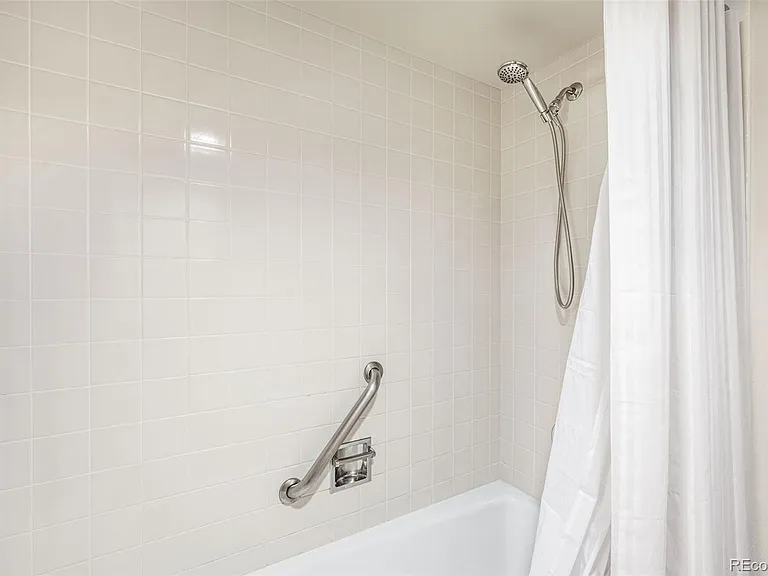 1551 Larimer St #2203 — Photo 22