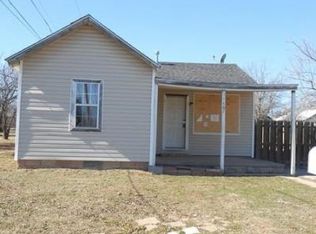 1407 SW 5th St, Lawton, OK 73501