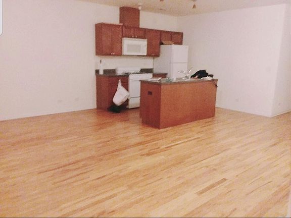 4th image of 3408 S Ashland Ave APT 2