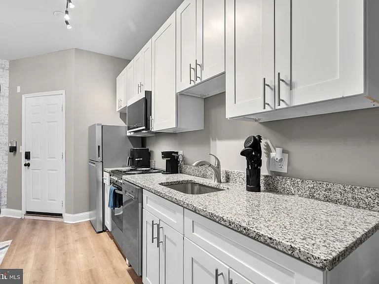 59 Rhode Island Ave NW #2 — Photo 11
