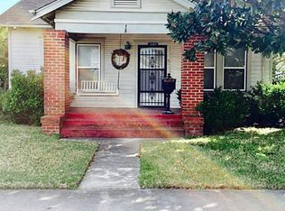 1020 E 16th St, Houston, TX 77009