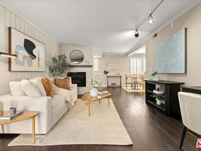 12930 Valleyheart Dr APT 4, Studio City, CA, 91604