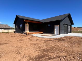 612 Palisade Trl, Driggs, ID 83422