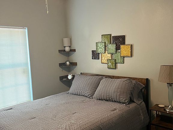 4th image of 1243 Schley Ave #102