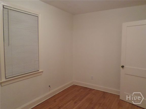 3rd image of 3904 Harmon St #Up