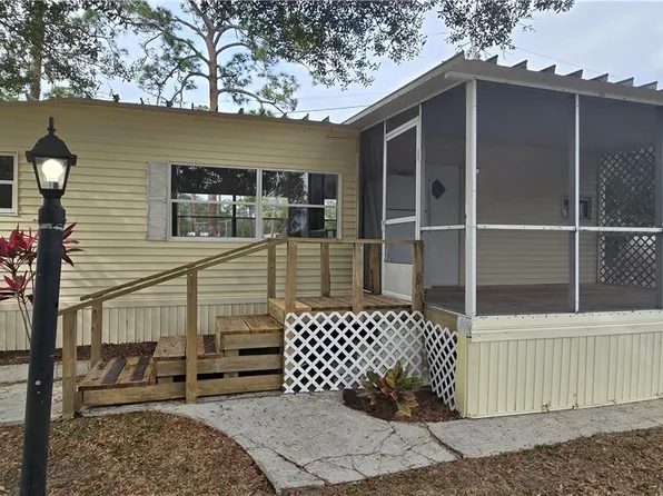 18341 Palm Creek Dr, North Fort Myers, FL 33917