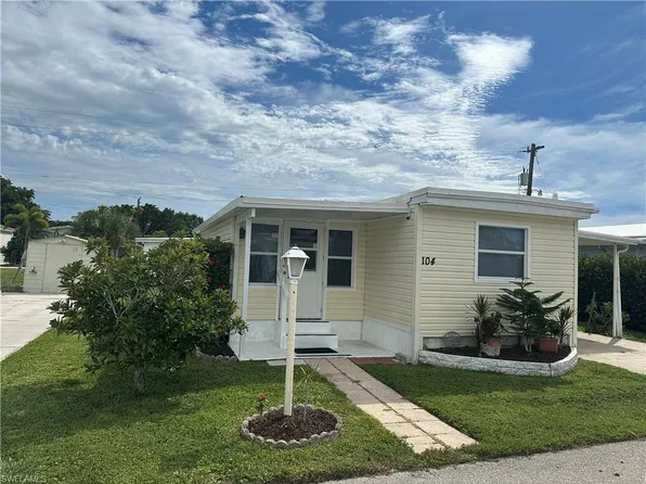 104 Moorhead MNR, NAPLES, FL 34112