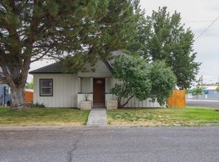 205 NW 8th St, Prineville, OR 97754